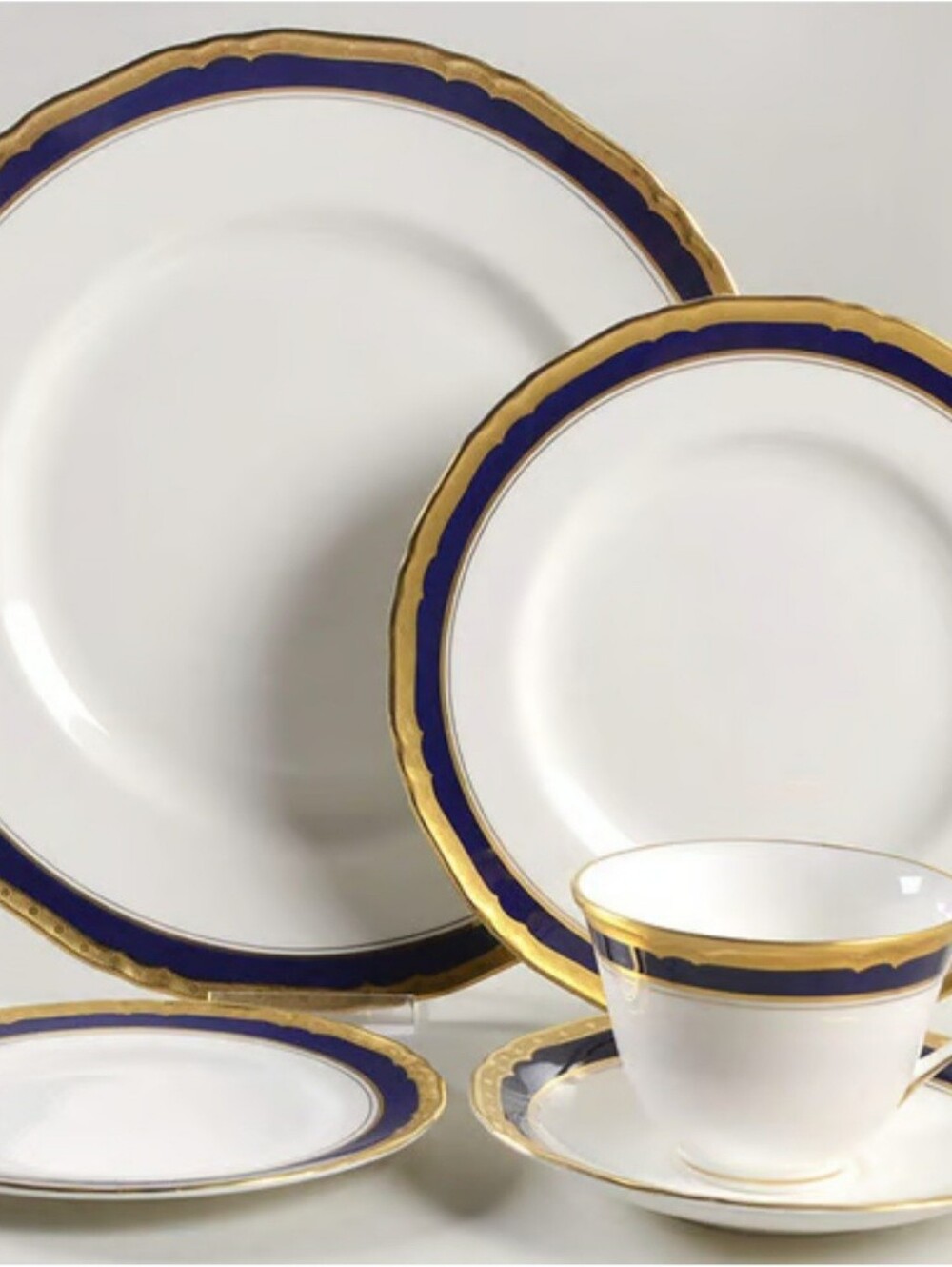 5 Pc Set Royal Worcester Aston England Blue Gold Rim Bone China Dinner Plate Cup